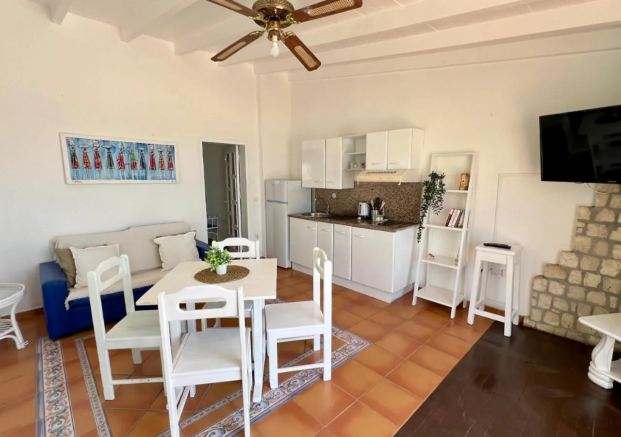 Vista Mar - Seafront Holiday Apartments Santa Maria