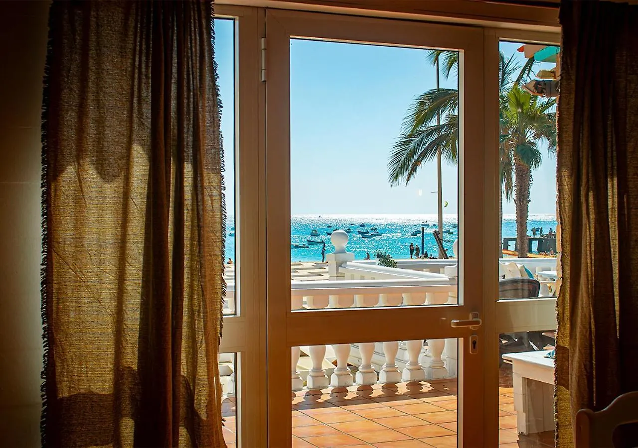 Vista Mar - Seafront Holiday Apartments Santa Maria